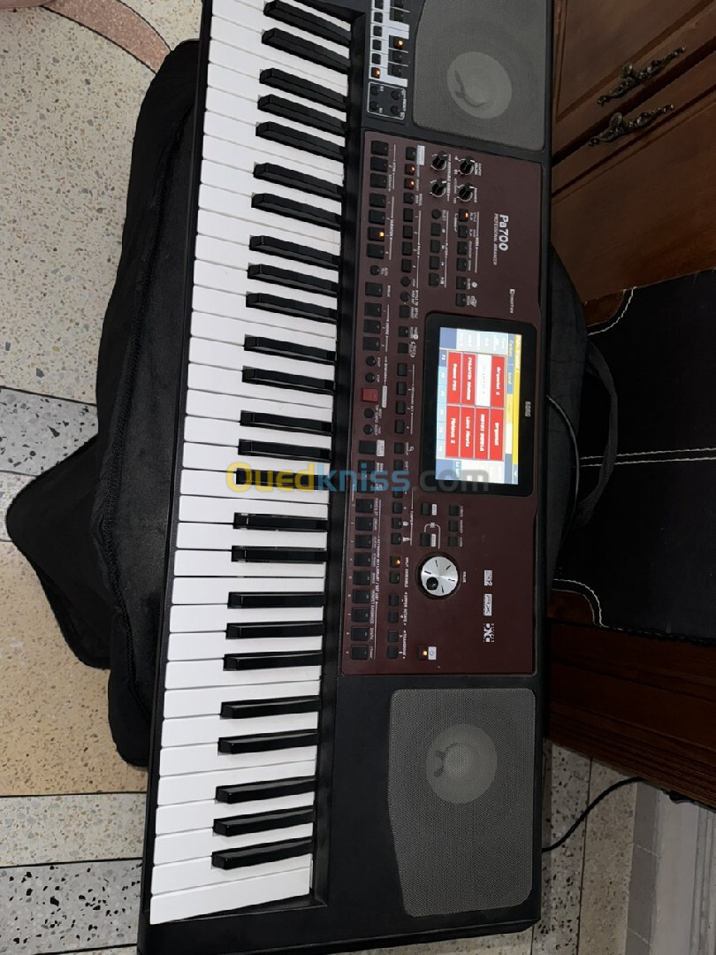 Korg p700