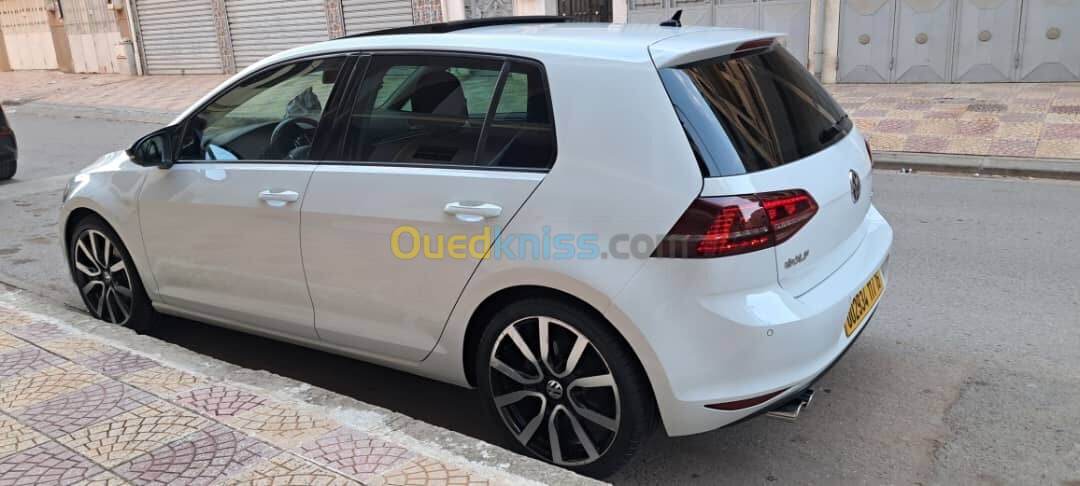 Volkswagen Golf 7 2017 Carat +