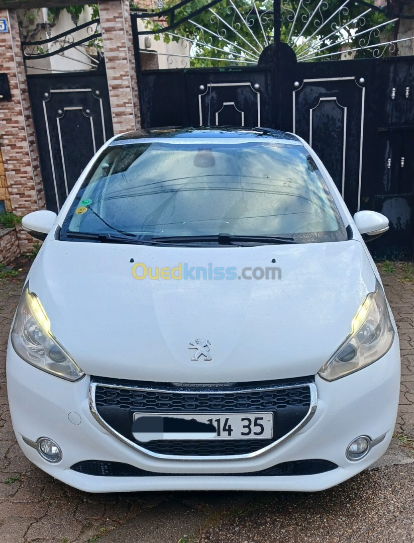 Peugeot 208 2014 Allure