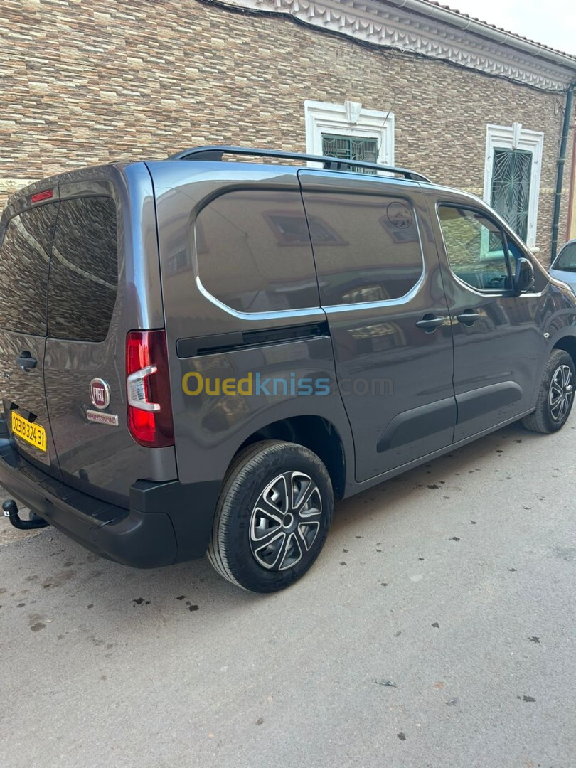 Fiat Doblo 2024 Italien