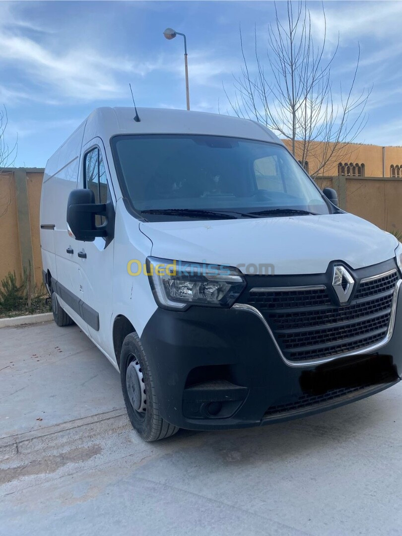 Renault Master 2023 