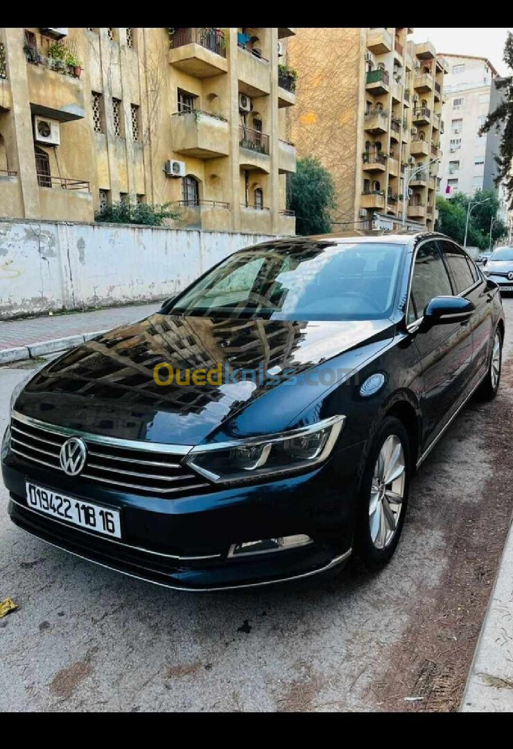 Volkswagen Passat 2018 Blou m