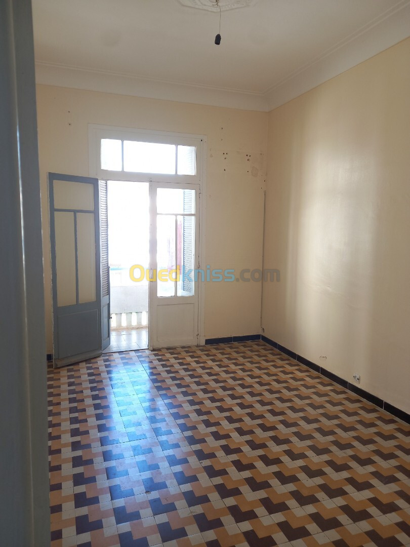 Vente Appartement F4 Alger El biar