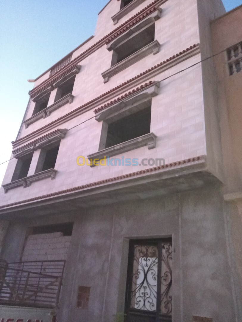 Vente Appartement F7 Tlemcen Hennaya