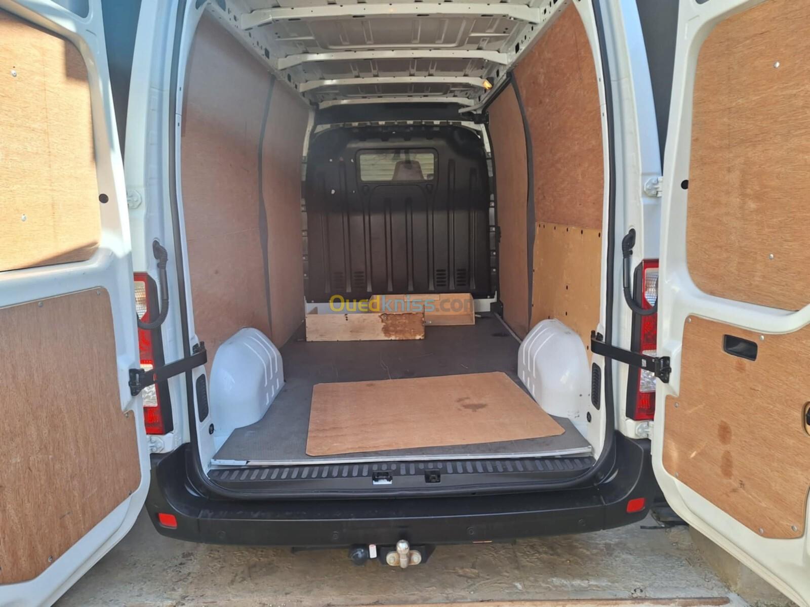 Renault master 2016