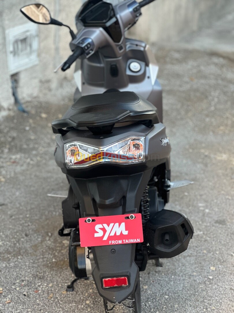 Sym St 200C 2024