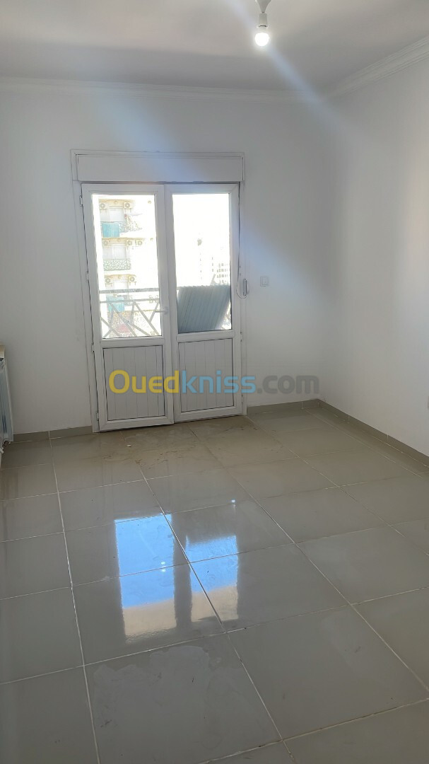 Location Appartement F5 Alger Kouba