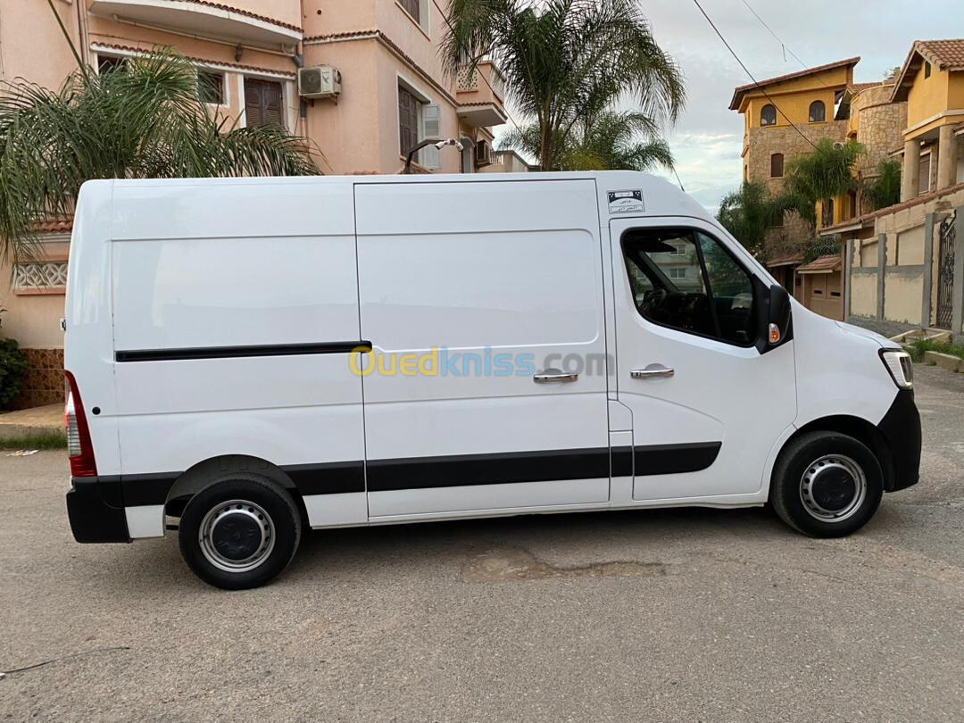 Renault Master 2021