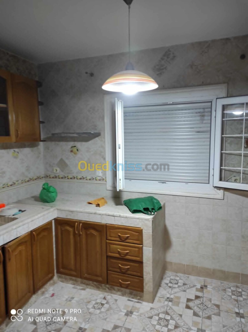 Location Appartement F4 Alger Zeralda