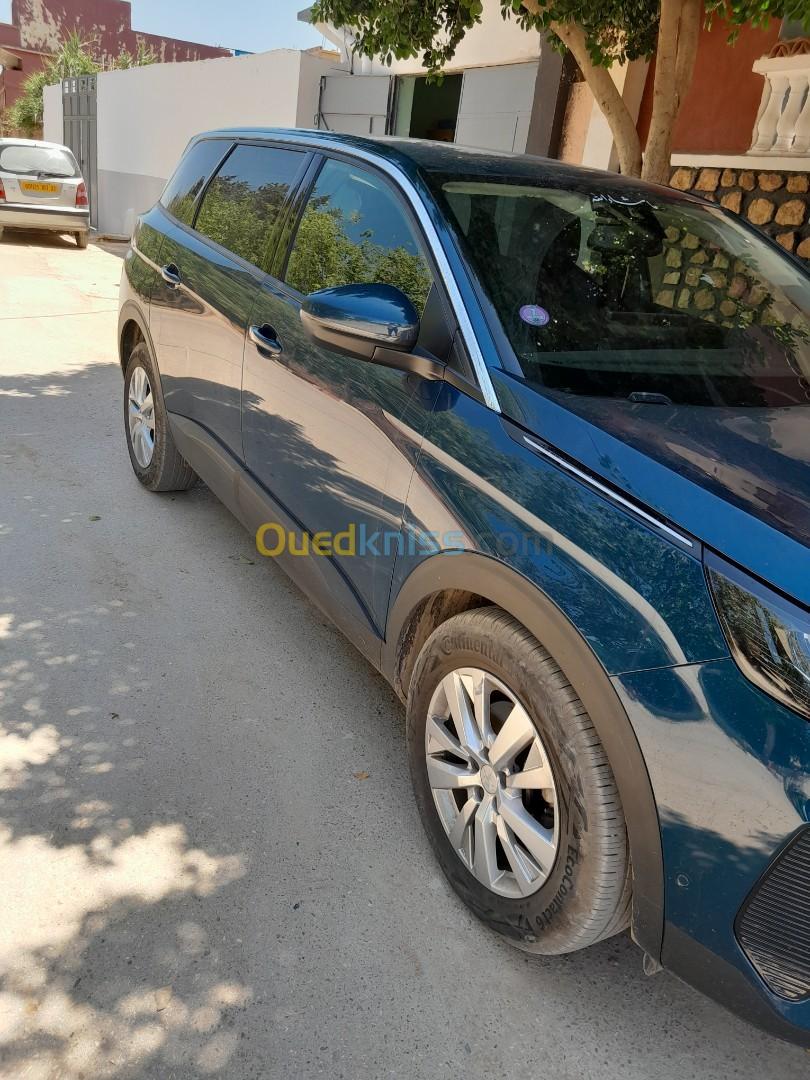 Peugeot 5008 2021 Access