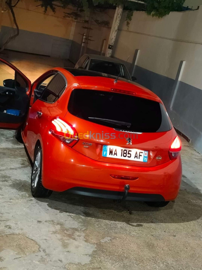 Peugeot 208 2015 Allure face lift