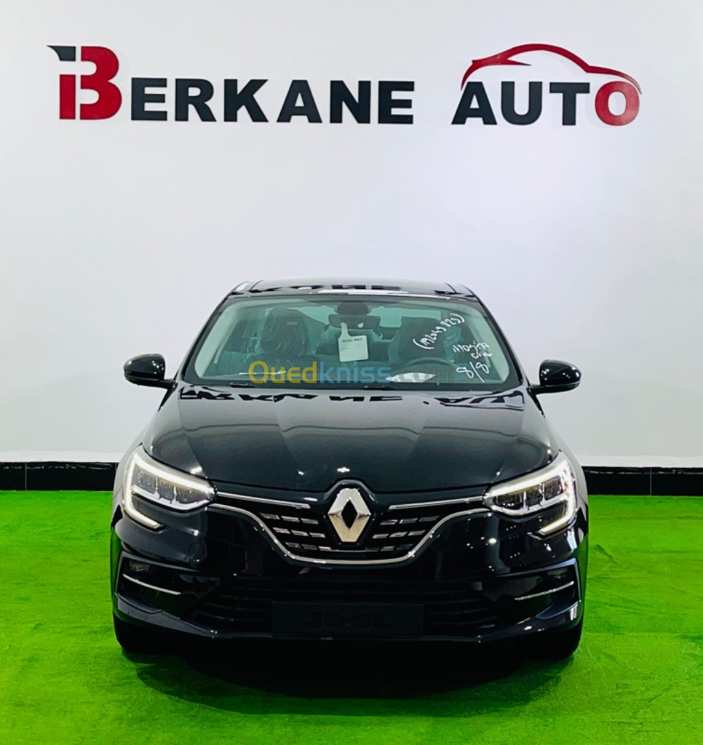 Renault MEGANE 2023 SEDAN INTENS