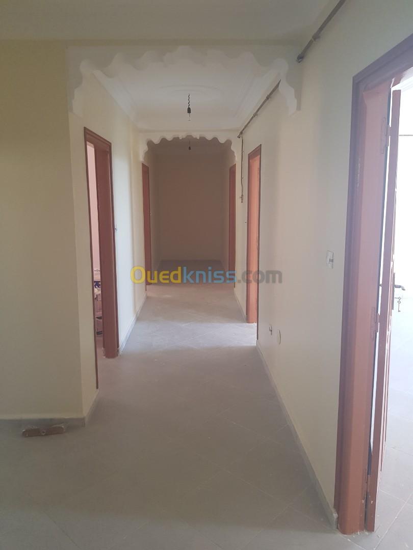 Vente Appartement F8 Tizi Ouzou Ain el hammam