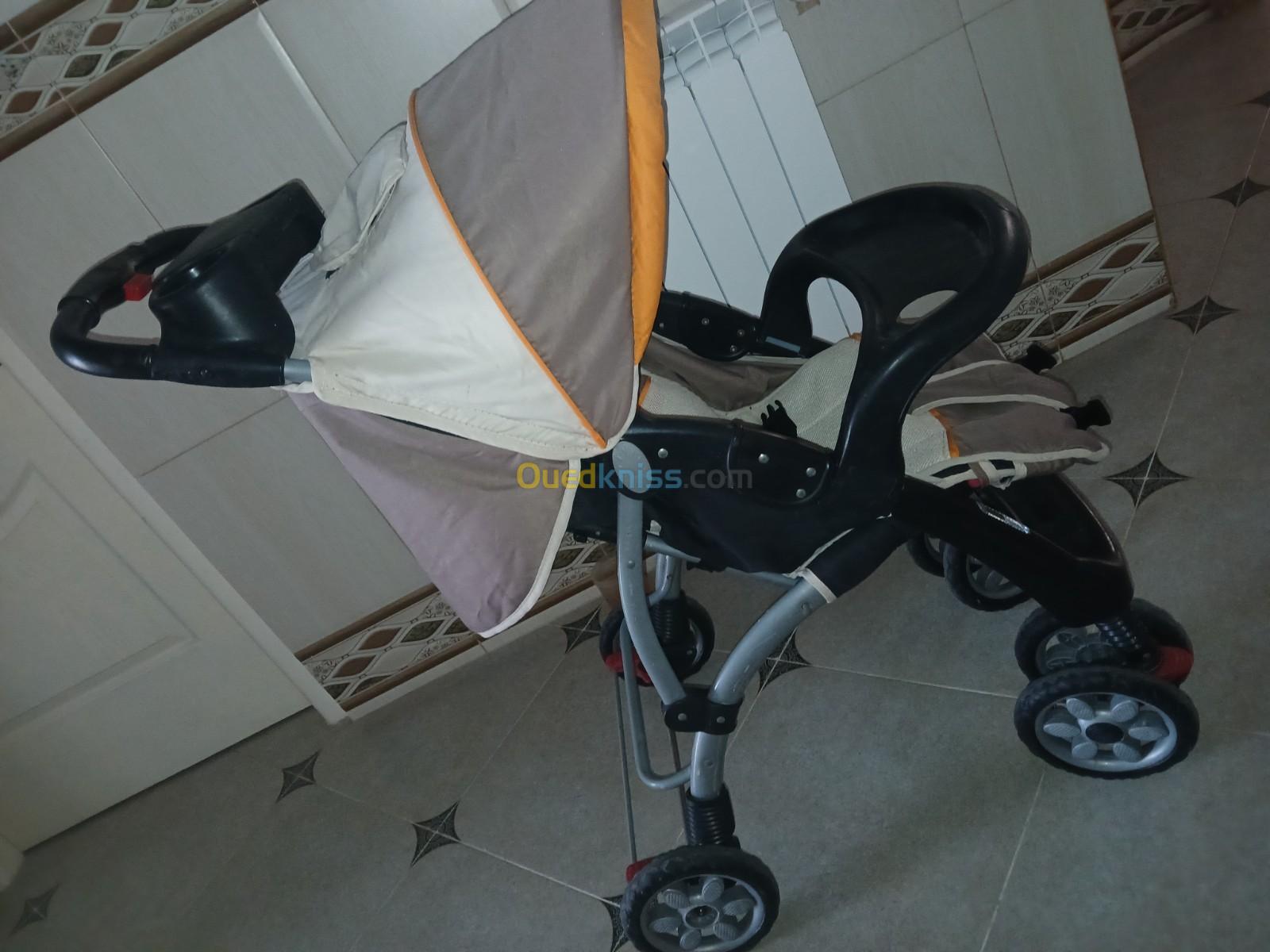 Vendre une poussette pour bébé 