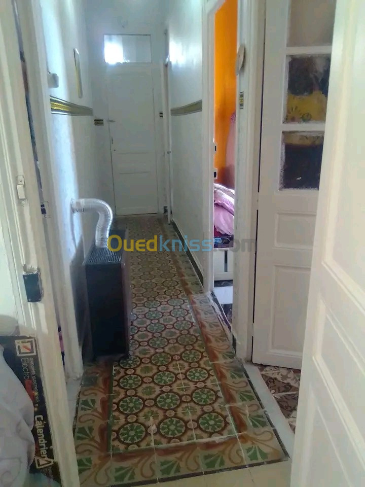 Vente Appartement F4 Alger El mouradia