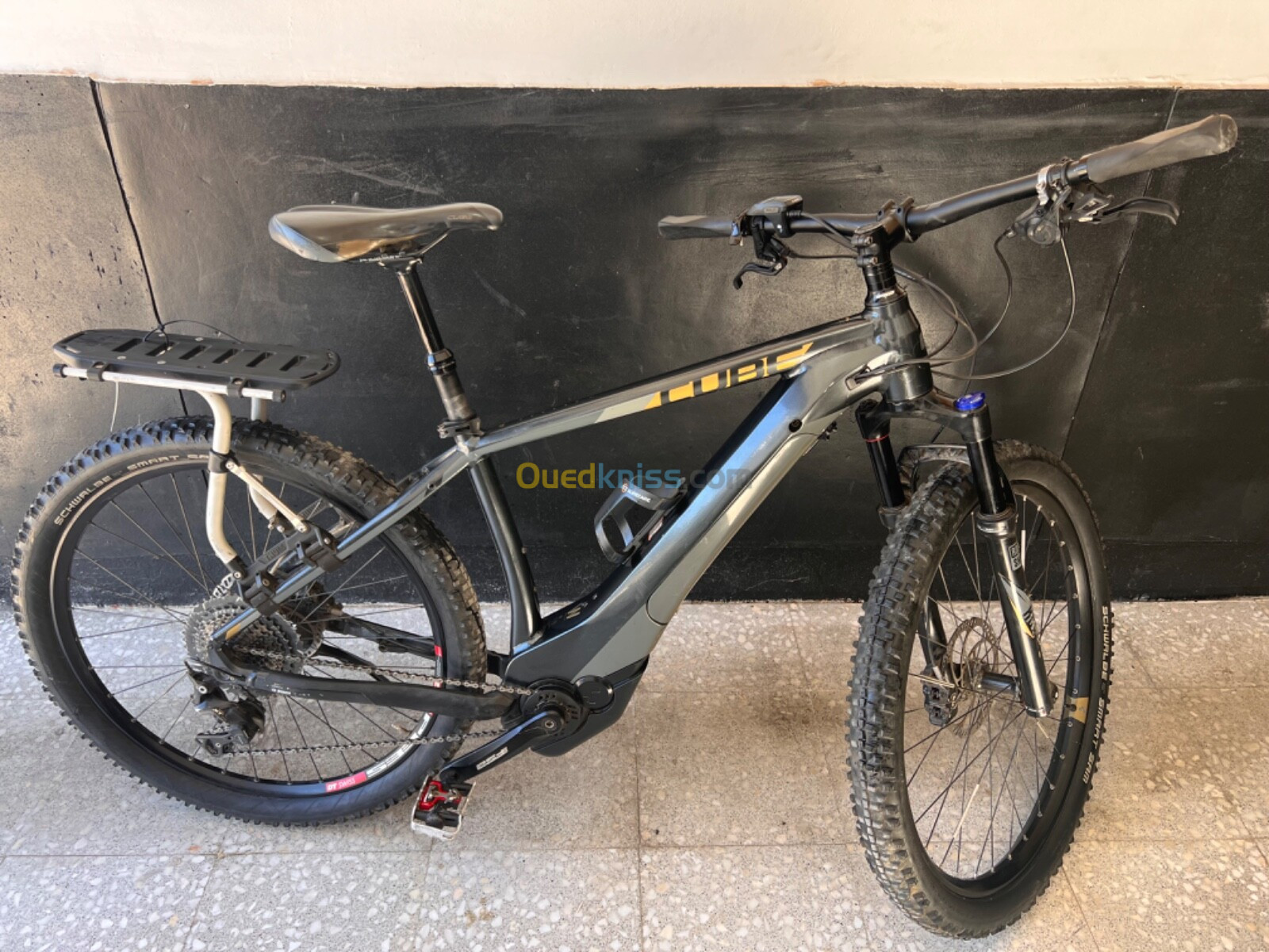 Vélo électrique VTT Cube M/L