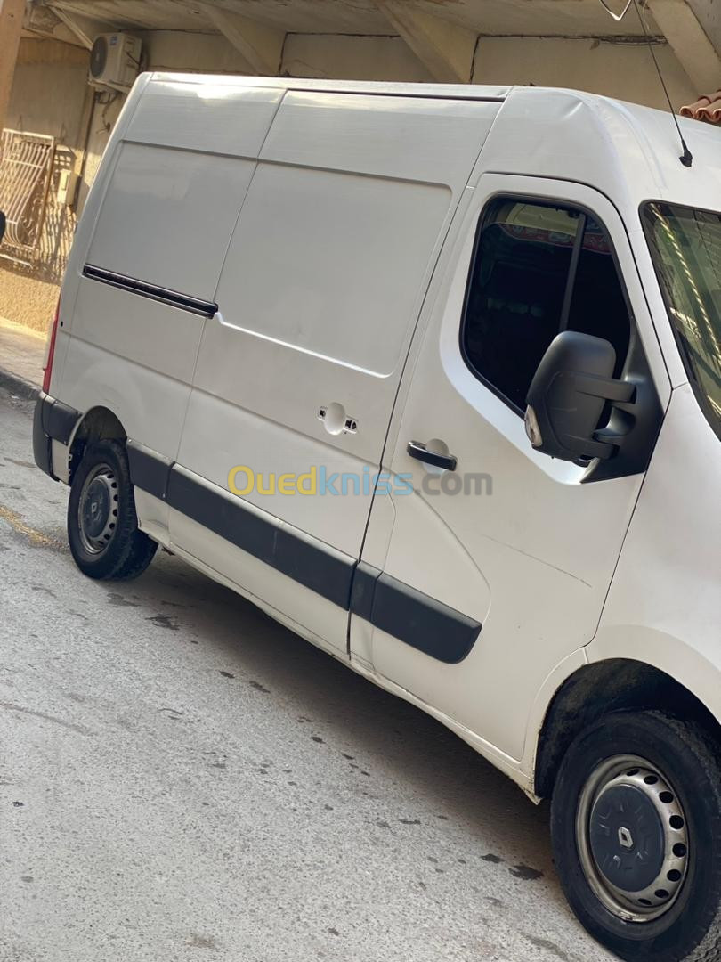 Renault Master 2012