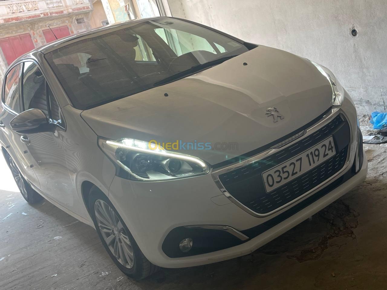 Peugeot 208 2019 Allure