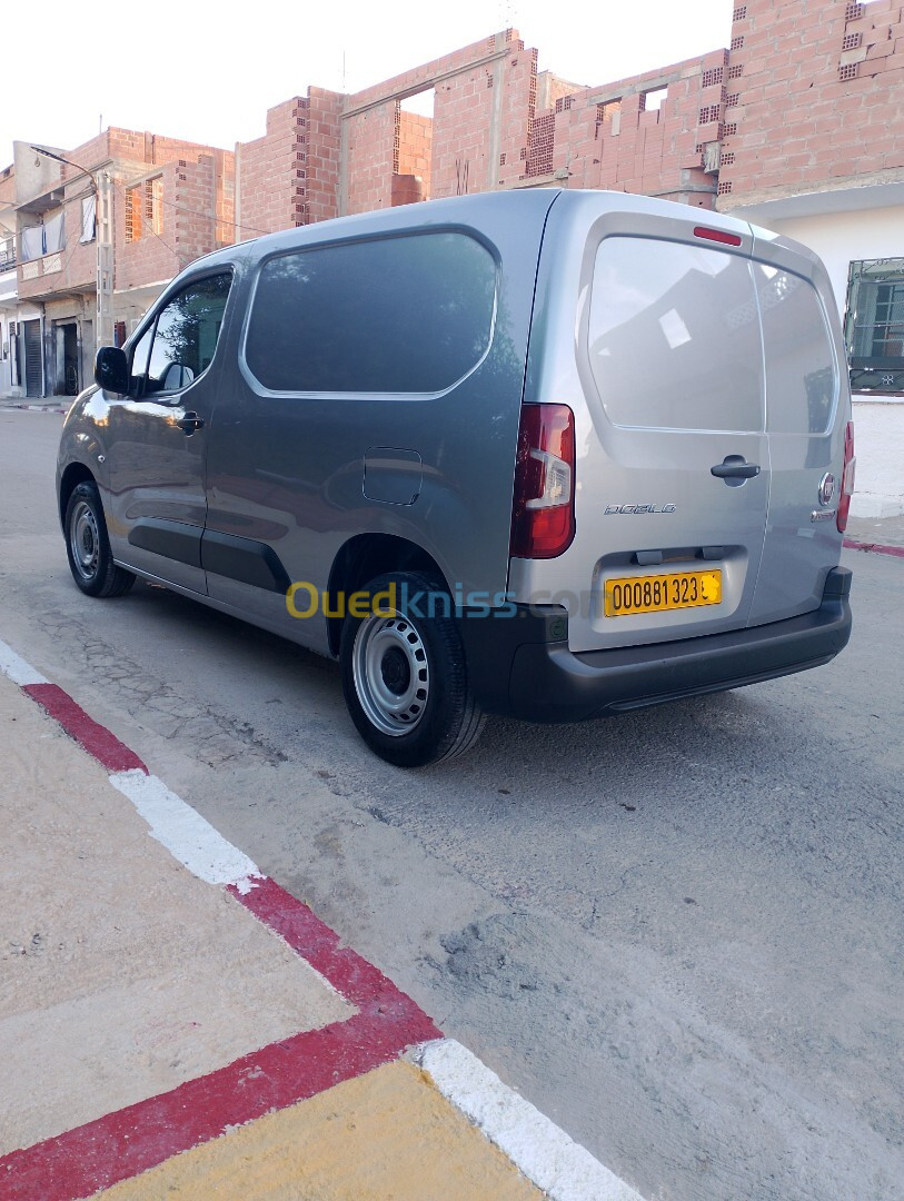 Fiat Doblo 2023 italya