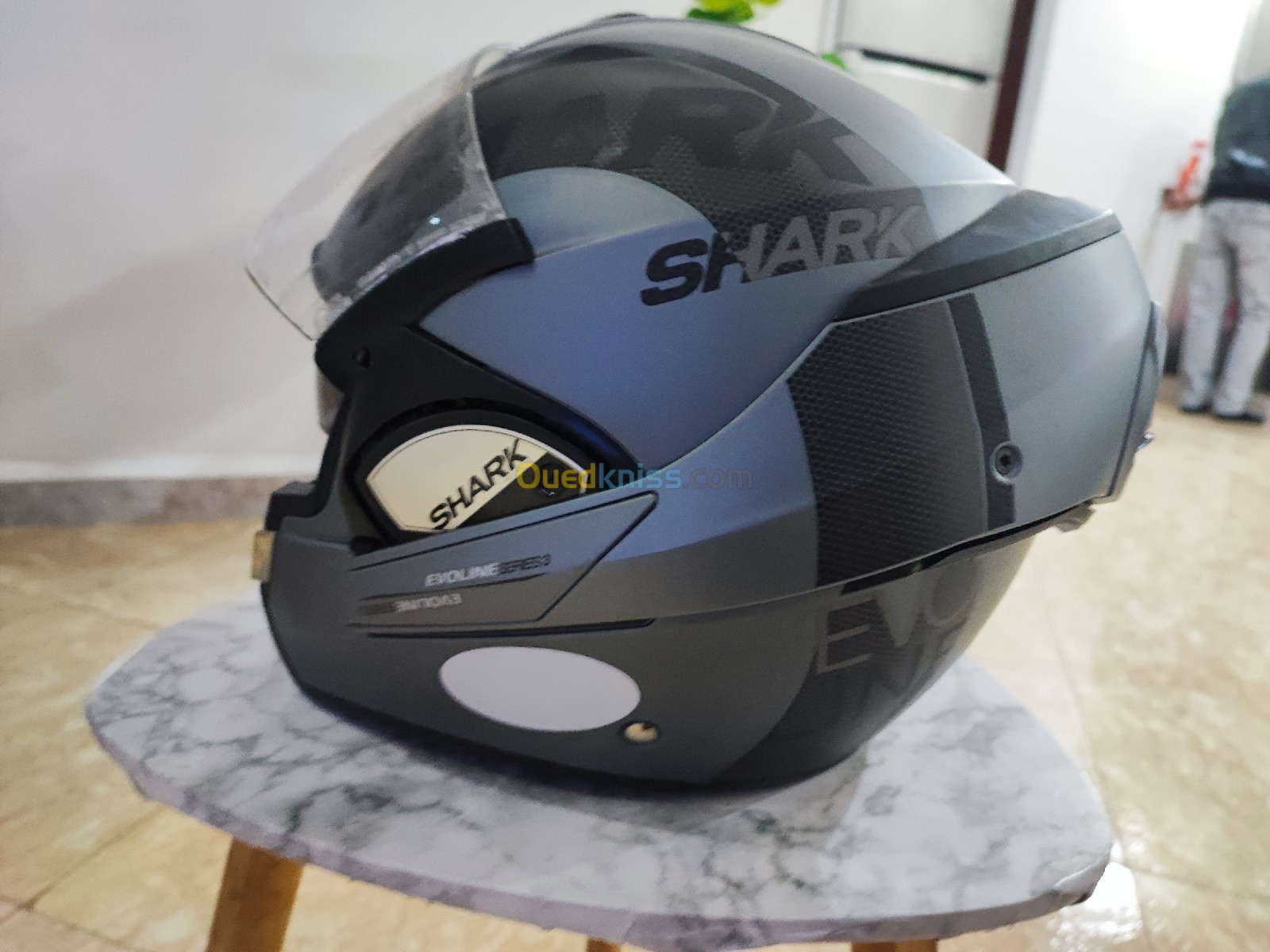 Casque moto shark évoline séries 3