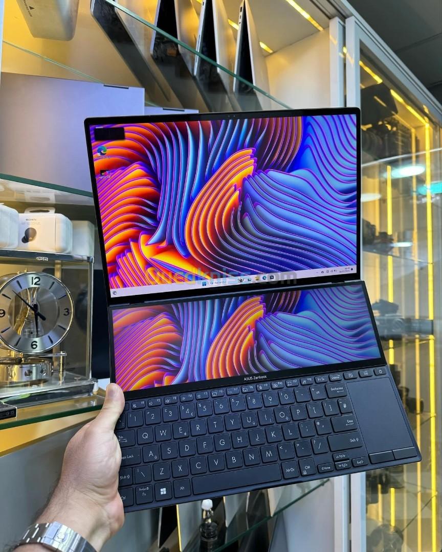 ZenBook Pro Duo Oled i9 RTX