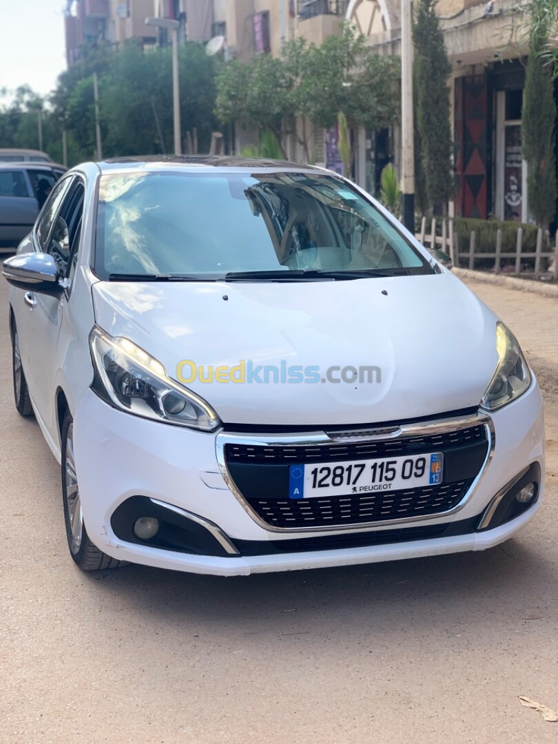 Peugeot 208 2015 Allure Facelift