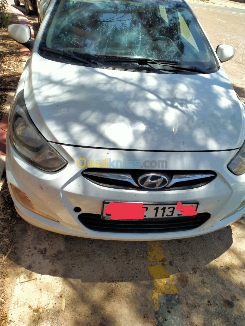 Hyundai Accent RB  4 portes 2013 