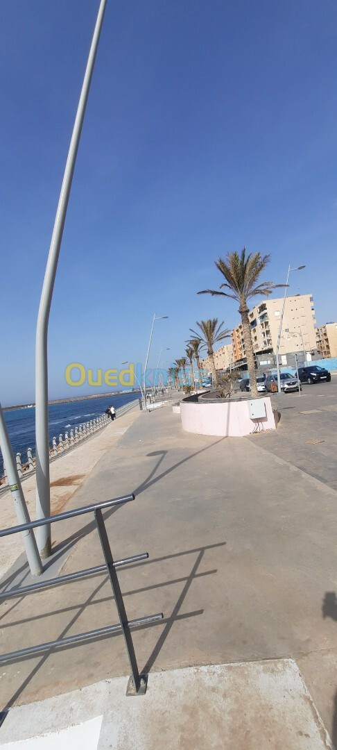 Vente Appartement F4 Mostaganem Mezghrane