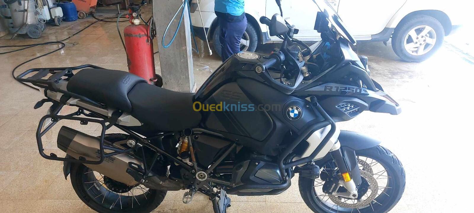 BMW GS 1250 phare x 2023