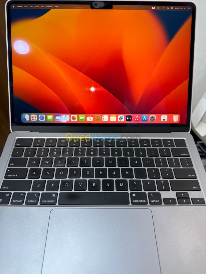 MACBOOK AIR M2 24GB/1000 cycle 88 batterie 100/100