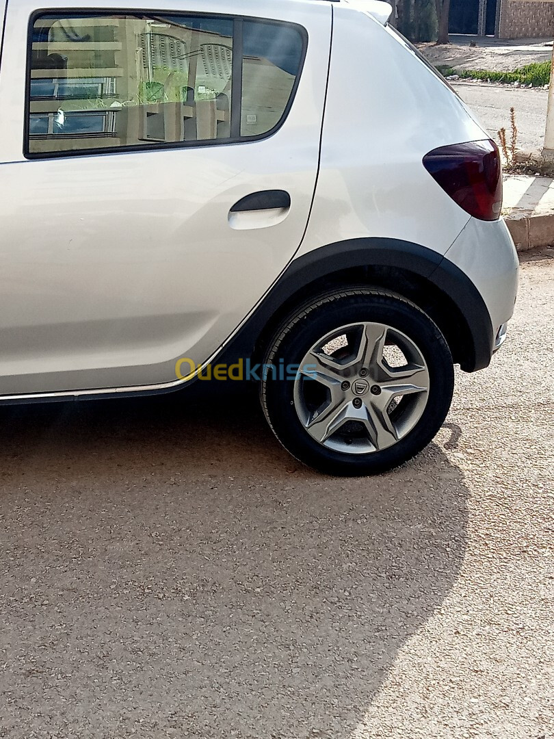 Dacia Sandero 2018 Stepway restylée