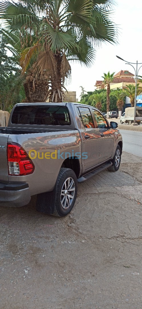 Toyota Hilux 2020 LEGEND DC 4x4 Pack Luxe