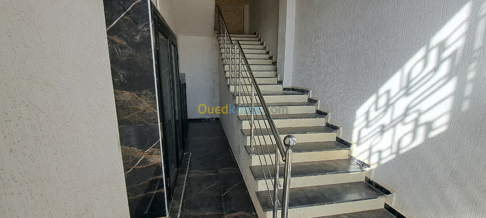 Vente Appartement F5 Oran Bir el djir