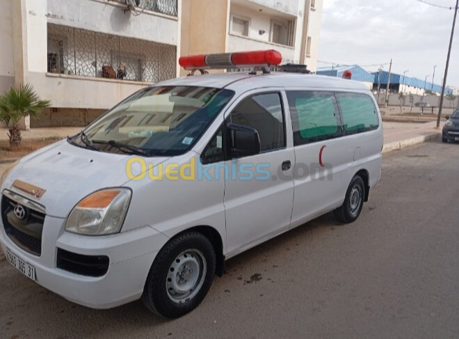 Hyundai H1 2005 سيارة اسعاف