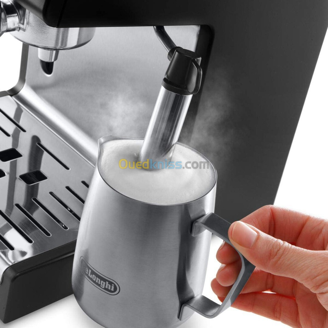 Delonghi Machine a cafe Expresso DELONGHI ACTIVE LINE 15 BARS ECP33.21 NOIR