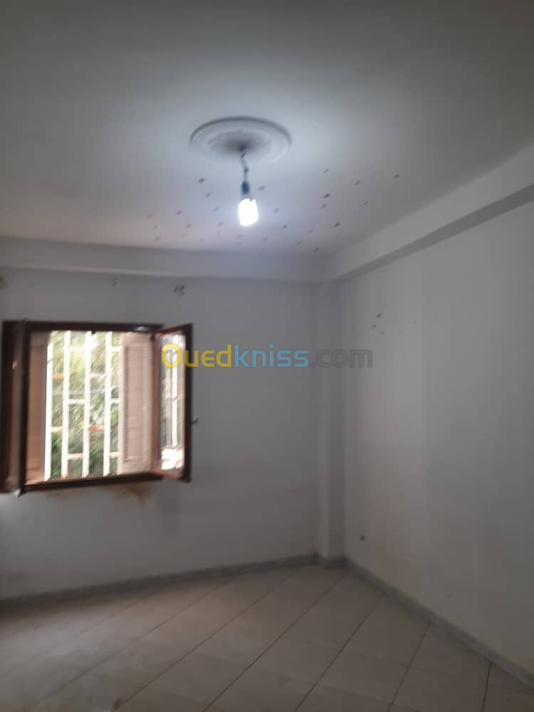 Location Appartement F3 Alger Zeralda