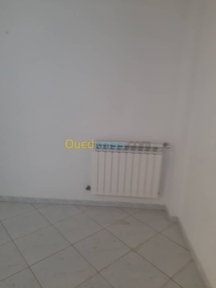 Location Appartement F3 Alger Zeralda