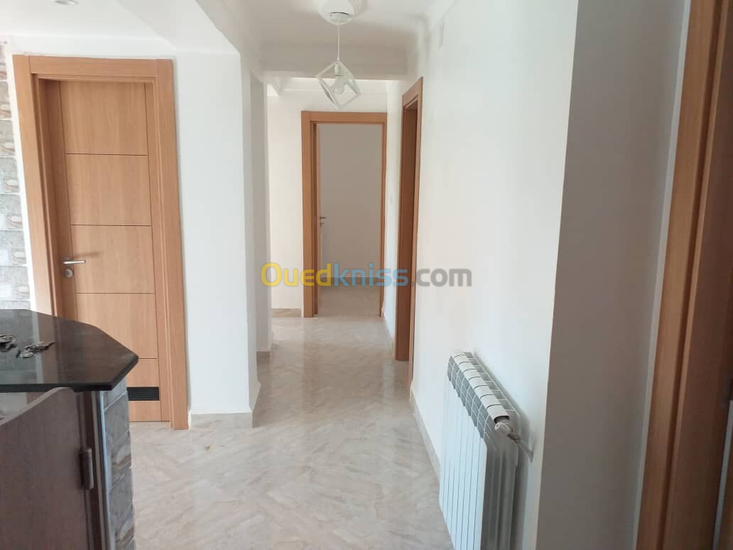 Location Appartement F4 Alger Draria