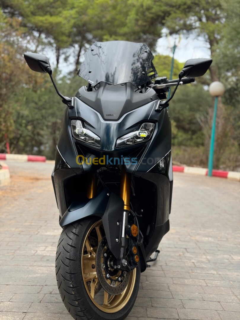 Yamaha Tmax 562 tech max 2022