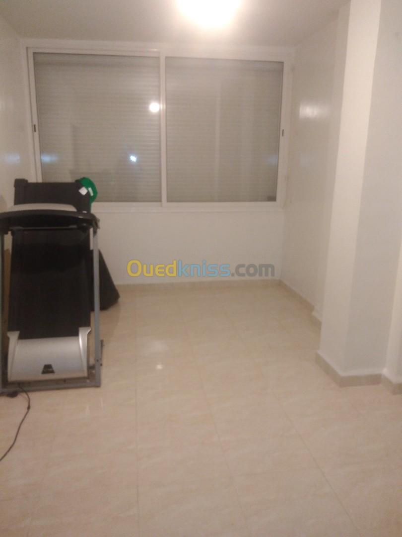 Location Appartement F4 Alger Kouba