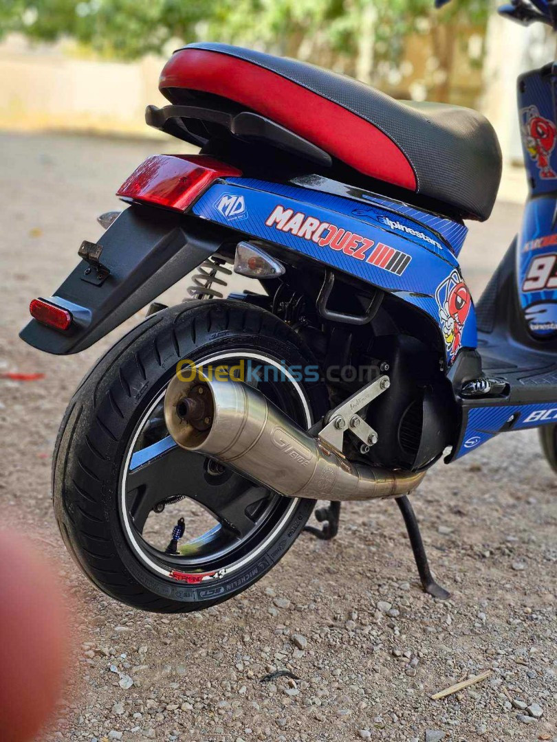 Booster Moto 2 Bleu