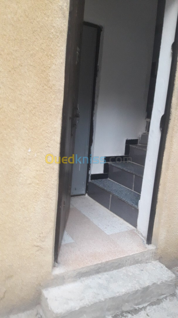 Location Appartement F2 Alger Ain benian