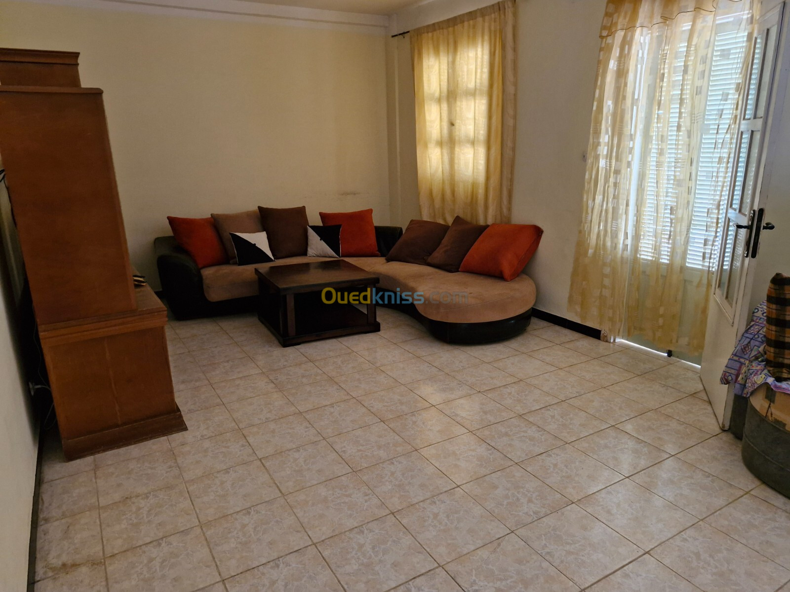 Location vacances Appartement F4 Mostaganem Mostaganem