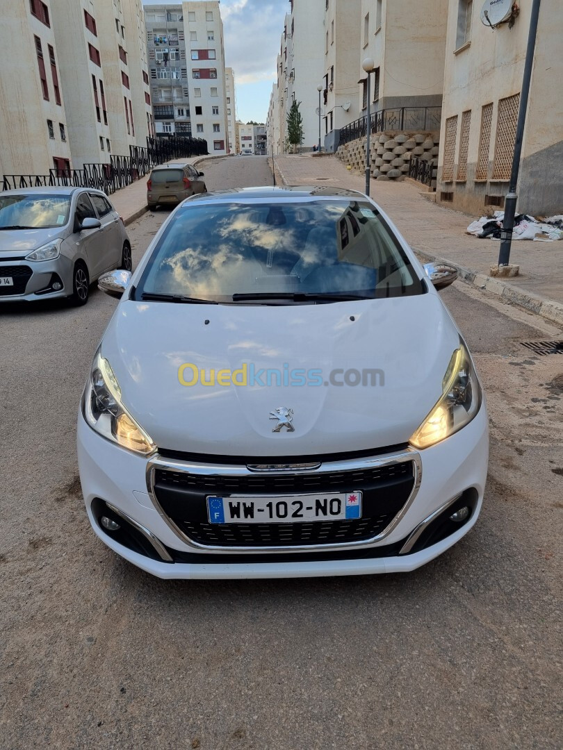 Peugeot 208 2016 Allure Facelift