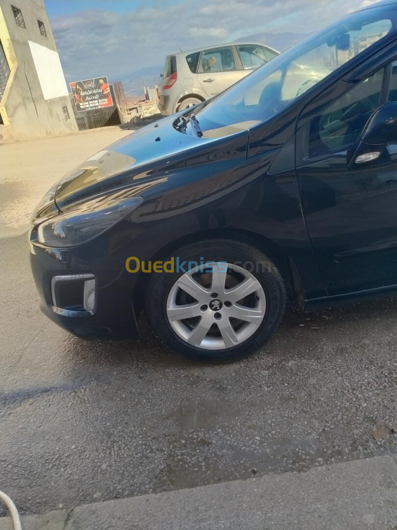 Peugeot 308 2012 308