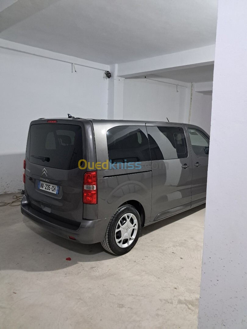 Citroen Jumbi 2024 S line