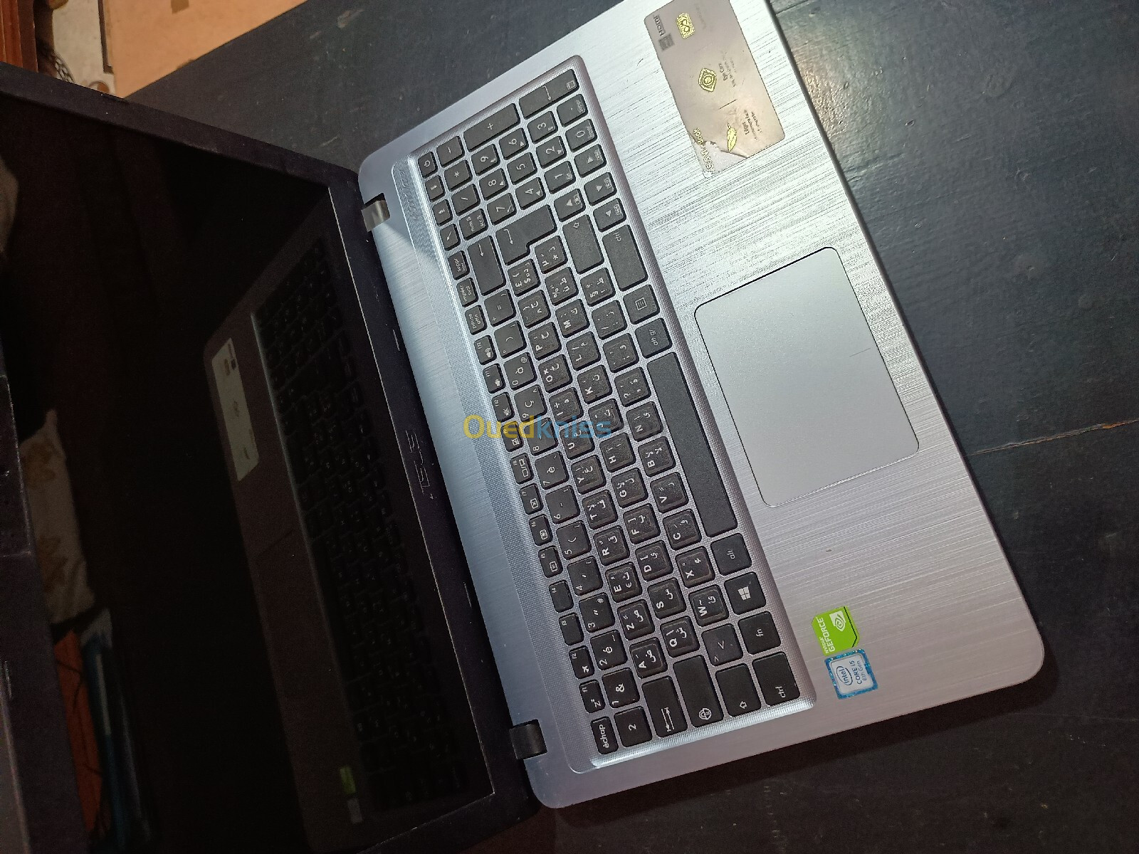 Laptop Asus vivoBook