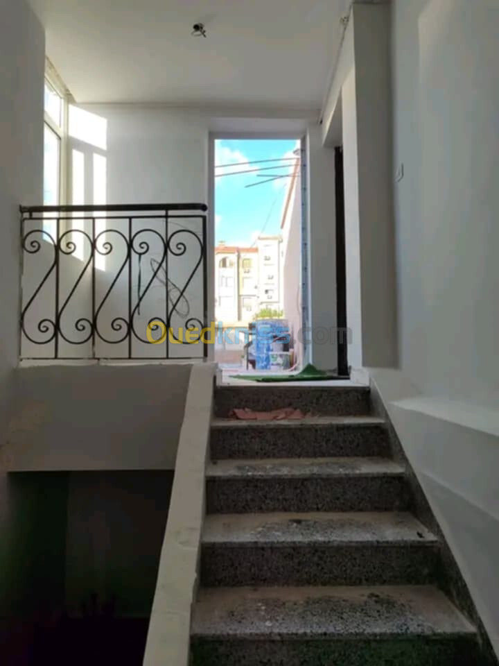 Location Niveau De Villa F3 Alger Draria