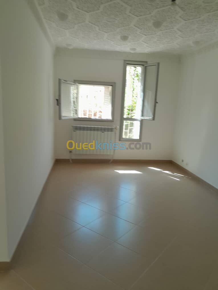 Location Appartement F4 Alger Kouba