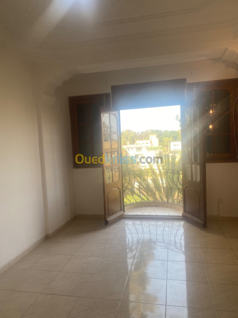 Location Niveau De Villa F3 Alger Kouba